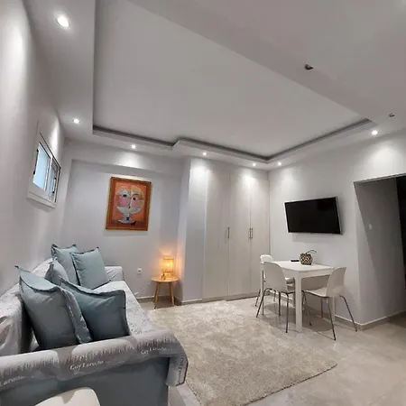 Zeppelin Apartment Loutraki  Exterior photo